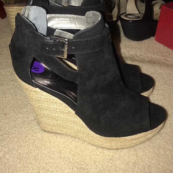 Black Open Toe Suade Wedge - Picture 1 of 6